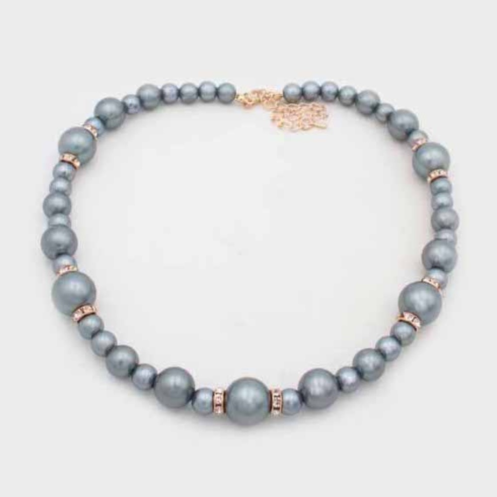 Gray Pearl Necklace